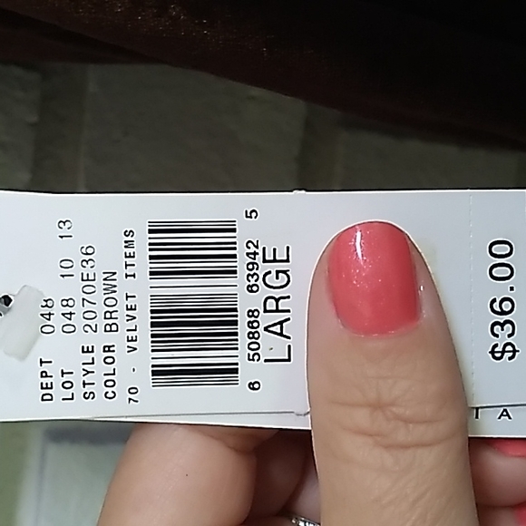 IZ Byer Velvet Sequin/Embellished Ruffle Sleeve Blouse. Size girl (L) 12-14 - Picture 8 of 9